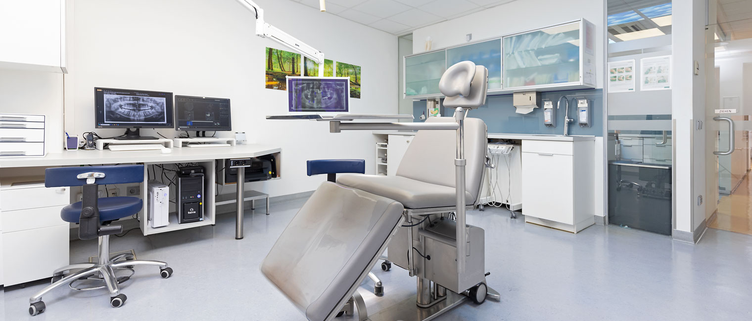 Praxisrundgang Mund-, Kiefer-, Gesichts- und Oralchirurgie Weiden